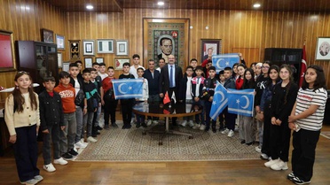 Kerkük’ten Erzurum’a uzanan eğitim köprüsü: Başarılı öğrenciler Rektör Hacımüftüoğlu’nun misafiri oldu