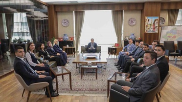 Kütahya'da Vali Işın, kaymakamlarla bir araya gelerek ilçelerin durumunu değerlendirdi