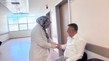 Sason'da Halk Sağlığı Haftası'nda vatandaşların kan şekeri ölçüldü, diyabet eğitimi verildi