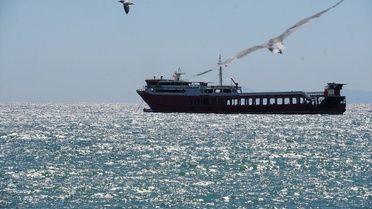 Tekirdağ'da poyraz deniz ulaşımını aksatıyor; 8 gemi açıkta bekliyor