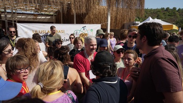 Foça'daki 2. Bilim ve İletişim Festivali'nde 70 konuşmacı bilim meraklılarıyla buluştu