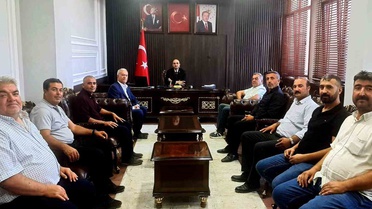 Araban'da Başkan Altun, Kaymakam Ceylan'a tarım ürünleri hakkında bilgi verdi