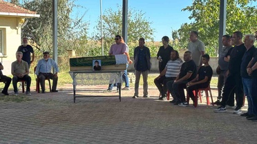 Kırklareli Babaeski'de kazada hayatını kaybeden 7 yaşındaki çocuk gözyaşlarıyla toprağa verildi