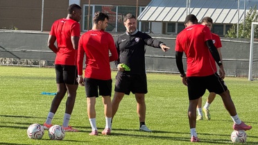 Boluspor, Pendikspor maçı hazırlıklarını teknik direktör Farrar yönetiminde sürdürdü
