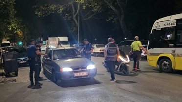 Bursa İnegöl'de polis uygulamasında 13 sürücüye 42 bin 719 lira ceza kesildi