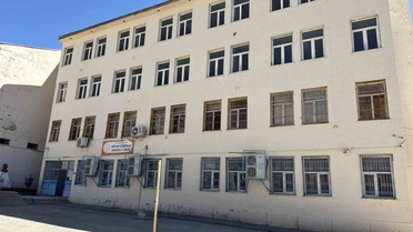 Diyarbakır Çermik'te depremde hasar alan 61 yıllık lise yıkılıp yerine yenisi yapılacak