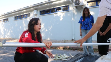 Depremde 2 arkadaşını kaybeden Zeynep, gönüllü arama kurtarma personeli oldu