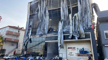 Dilovası'ndaki kozmetik fabrikası yangını davasında 7 kamu görevlisinin savunması alındı