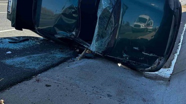 Elazığ-Kovancılar yolunda otomobil yan yattı, 2 kişi yaralandı