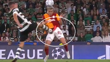 Galatasaray, Sporting karşısında kırmızı kart bekledi