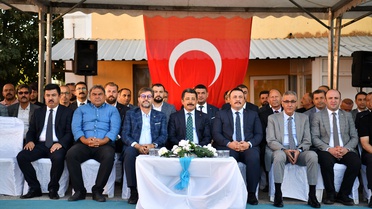 Kırşehir İl Özel İdaresi'nin 41 araç ve iş makinesi törenle hizmete girdi