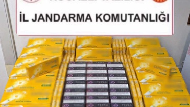 Kocaeli'de jandarmanın operasyonunda 5,4 milyon liralık kaçak ürün ele geçirildi