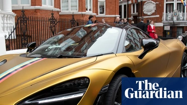 McLaren, Woking tesisine 450 milyon sterlin yatırımla 1.000 kişi işe alacak