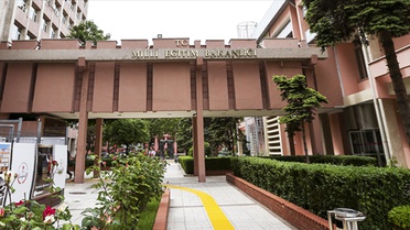 MEB norm kadro fazlası atamalarda iptal şartlarını valiliklere bildirdi