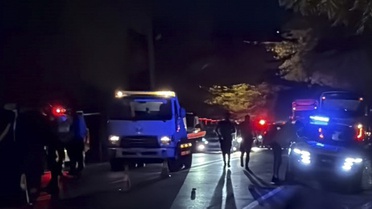 Tekirdağ Çorlu'da devrilen motosiklet otobüsün altına girdi; sürücü genç hayatını kaybetti
