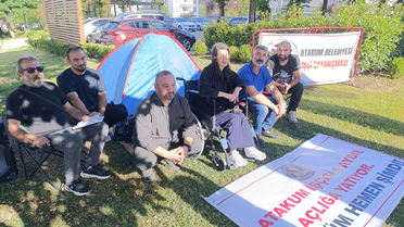 TİP lideri Erkan Baş, açlık grevindeki Atakum Belediyesi işçilerine destek çağrısı yaptı