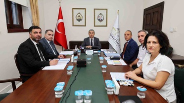 Afyonkarahisar Valisi öğrenci yurtlarındaki güvenlik tedbirleri toplantısına katıldı
