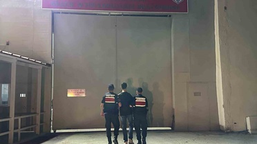 Bilecik Vezirhan'da 5 yıl 10 ay hapis cezası olan E.Ç. jandarma tarafından yakalandı