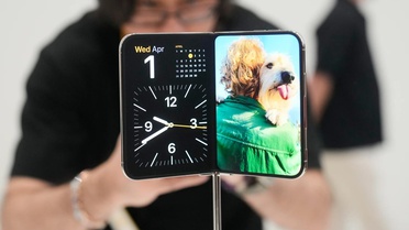 İlklerin telefonu ortalığı karıştırdı! Teknoloji devleri birbirine girdi