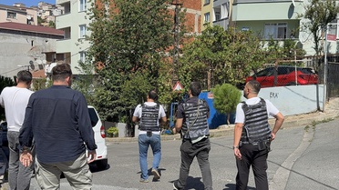 Maltepe Gülsuyu'nda ev sahibi-kiracı kavgasında 2 kişi silahla vuruldu