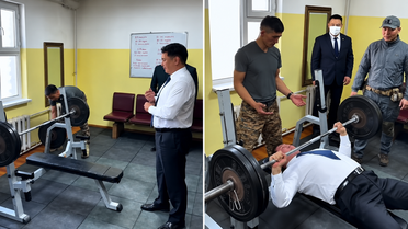 Moğolistan Cumhurbaşkanı'ndan spor salonunda şov: 90 kiloyla 20 tekrar yaptı