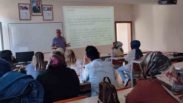 Niğde'de gastronomi akademisinde belediye personeline eğitim başladı