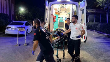 Adıyaman Kahta'da otomobil şarampole yuvarlandı, 4 kişi yaralandı