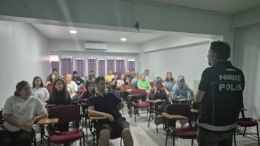 Samsun'da uyuşturucuyla mücadelede 331 kişiye NARKO-REHBER eğitimi verildi