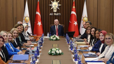 Telefonlarını kapattı, ardından bu kare geldi! CHP'li başkan Cumhurbaşkanı Erdoğan'ın toplantısında