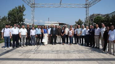 Yeni Yol Partisi Hatay Milletvekili Çalışkan, Defne'de basın mensuplarıyla buluştu