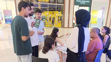 Yeşilay Diyarbakır AVM'lerde stant açtı, sigara içenlere nefes testi yapıldı