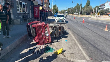 Afyonkarahisar Sinanpaşa'da tırın çarptığı elektrikli motosikletteki yaşlı çift öldü