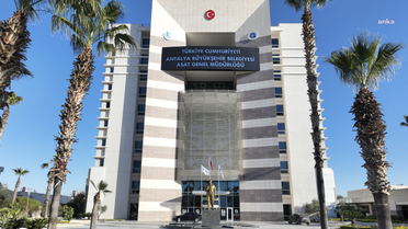Antalya'da denizdeki renk değişiminin içme suyu hattı arızasından kaynaklandığı açıklandı