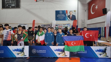 Artvin'de 20 ülkeden 140 sporcunun katıldığı güreş turnuvası sona erdi