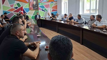 Beyşehir'de servis şoförleriyle öğrenci güvenliği toplantısı yapıldı