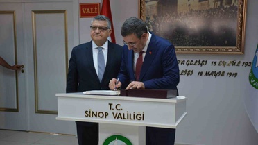 Cumhurbaşkanı Yardımcısı Yılmaz Sinop'ta temaslarda bulunuyor