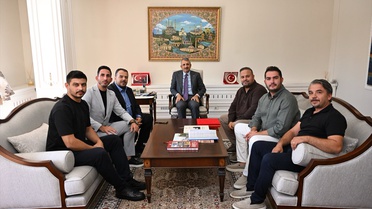 Edirne Valisi Sezer, Tuncaspor yöneticilerinden bilgi aldı