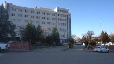 Siirt Kurtalan'da gölete giren 2 kardeş boğulma tehlikesi geçirdi, hayati risk sürüyor
