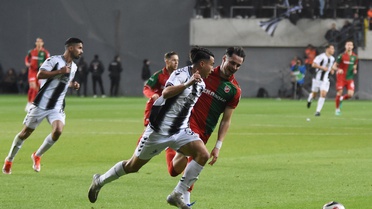 İzmir derbisinde Karşıyaka ile Altay yarın Alsancak'ta karşı karşıya geliyor