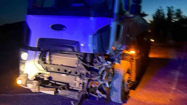 Adıyaman-Kahta yolunda kamyon ile otomobil çarpıştı, otomobil sürücüsü yaralandı