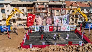 Manisa Yunusemre'de 420 milyon TL'lik 137 konutluk projenin temeli atıldı