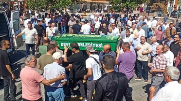 Devrek'te iş insanı Bükrü kardeşlerin annesi son yolculuğuna uğurlandı