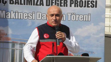 Ordu'da 92 arıcıya yüzde 70 hibeli yarı otomatik bal süzme makinesi dağıtıldı
