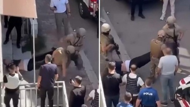Özel Harekat polisleri, 2 kişiyi öldüren saldırganı binadan böyle çıkardı