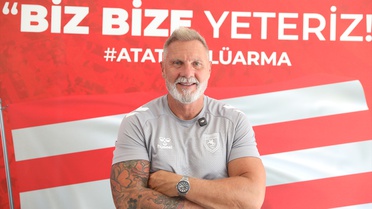 Samsunspor Teknik Direktörü Fink'ten ekim ayı için iddialı sözler