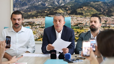 Şehzadeler Belediye Başkanı Şimşek'ten Veziroğlu'ndaki arazinin satışına ilişkin açıklama