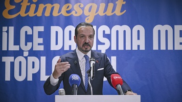 AK Parti Genel Başkan Yardımcısı Zorlu, partisinin Etimesgut İlçe Danışma Meclisi Toplantısı'nda konuştu: