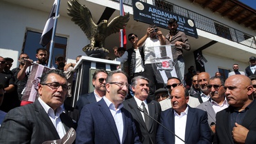 Beşiktaş'ın kartal heykeli Ardahan'ın Beşiktaş köyünde açıldı