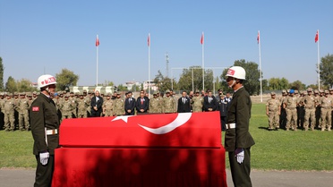Iğdır’da askeri araç kazasında şehit olan asker için tören düzenlendi