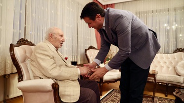 Mahmut Arıkan, Yasin Hatiboğlu'na ziyaret gerçekleştirdi ve vefa mesajı verdi